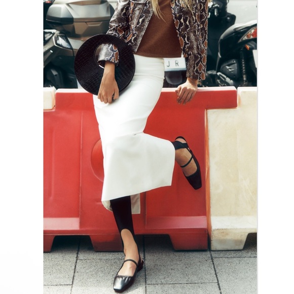 Pixie Market Nia White Fitted Belt Loop Back Slit Midi Skirt Shopbop $138 small - Picture 2 of 11